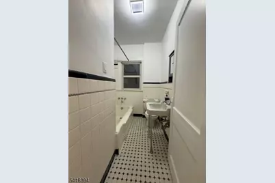 616 Chestnut St, Kearny, NJ 07032 - Photo 3