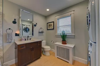 26 Chestnut St, Boonton Town, NJ 07005 - Photo 31