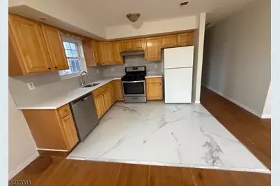 335-345 Broadway (Private Road) #2, Elizabeth, NJ 07206 - Photo 1