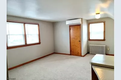 69 N 12th Ave, Manville, NJ 08835 - Photo 5