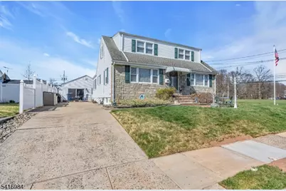 69 N 12th Ave, Manville, NJ 08835 - Photo 1