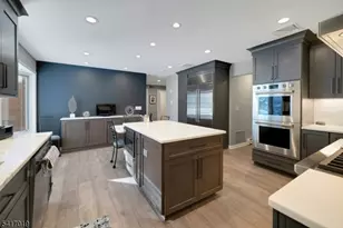 26 Alpine Dr, Denville, NJ 07834 - Photo 9