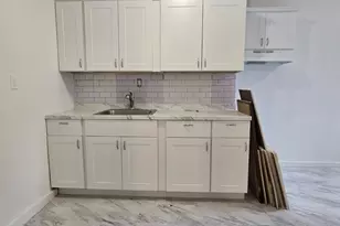 232 Stuyvesant Ave, Lyndhurst Township, NJ 07071 - Photo 5