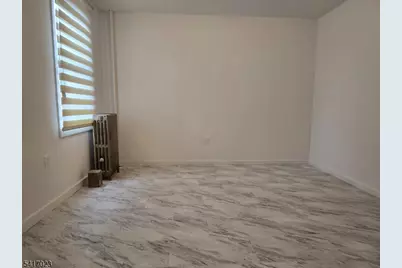 232 Stuyvesant Ave #Rear, Lyndhurst Township, NJ 07071 - Photo 7