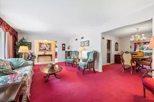 39 Gallinson Dr, Berkeley Heights Township, NJ 07974 - Photo 13