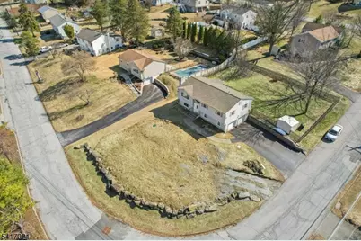 8 Nimbus Dr, Vernon Twp., NJ 07462 - Photo 31