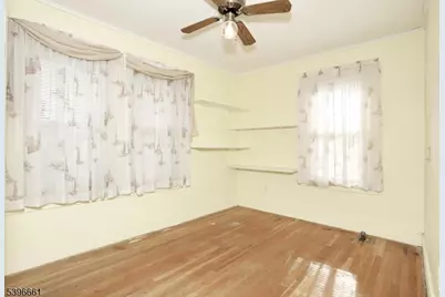 128 9th Ave, Hawthorne, NJ 07506 - Photo 17