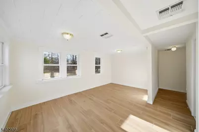 75 Lakeview Ter, Oakland, NJ 07436 - Photo 9