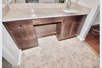 32 Spruce Court, Bedminster Township, NJ 07921 - Photo 9