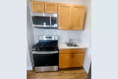 110 Franklin St, Belleville, NJ 07109 - Photo 3