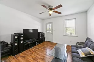 270-270A Sitgreaves St, Phillipsburg, NJ 08865 - Photo 17