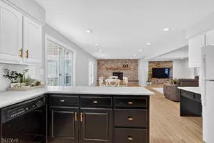 100 Knickerbocker Dr, Montgomery Township, NJ 08502 - Photo 11