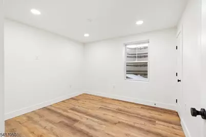 401A Tillman St #A, Raritan, NJ 08869 - Photo 9