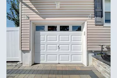 17 Thelma Ct, Woodbridge Township, NJ 07067 - Photo 5