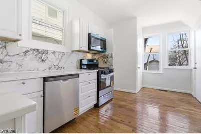 182 Norwood St, Newark, NJ 07106 - Photo 15