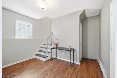 654 Succasunna Rd, Mount Arlington, NJ 07850 - Photo 5