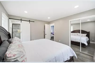 654 Succasunna Rd, Mount Arlington, NJ 07850 - Photo 27