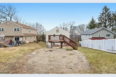 654 Succasunna Rd, Mount Arlington, NJ 07850 - Photo 35