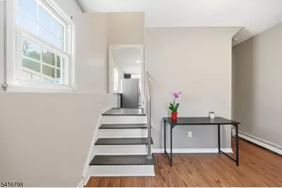 654 Succasunna Rd, Mount Arlington, NJ 07850 - Photo 7