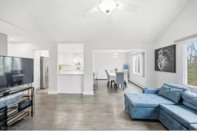 654 Succasunna Rd, Mount Arlington, NJ 07850 - Photo 19