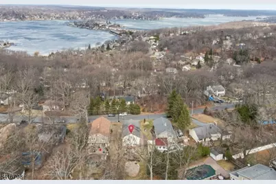 654 Succasunna Rd, Mount Arlington, NJ 07850 - Photo 41