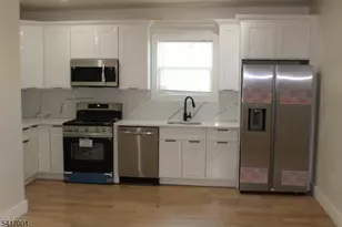 10 Bruen Ave, Irvington, NJ 07111 - Photo 5