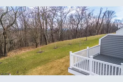 37 Hillandale Dr, Mendham Township, NJ 07931 - Photo 7