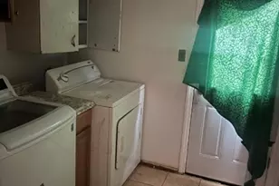 448 W 4th Ave, Roselle, NJ 07203 - Photo 5