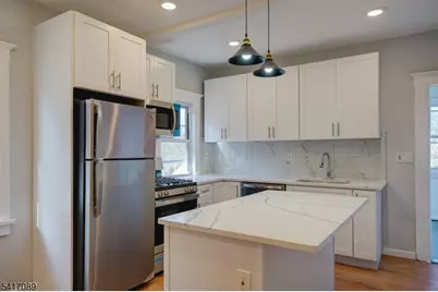 29 Walnut St #2, Summit, NJ 07901 - Photo 1