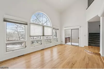 39 Cedarwood Ter, Woodland Park, NJ 07424 - Photo 9