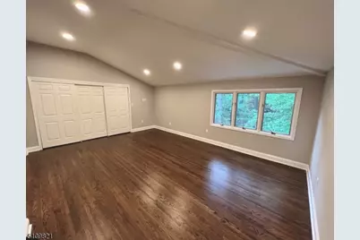 66 Stonegate Dr, Roseland, NJ 07068 - Photo 11