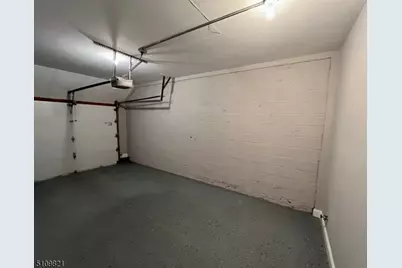 66 Stonegate Dr, Roseland, NJ 07068 - Photo 17