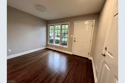 66 Stonegate Dr, Roseland, NJ 07068 - Photo 5