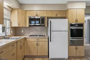 46 Stanley St, Little Falls Township, NJ 07424 - Photo 5