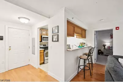 7 Prospect St #307, Morristown, NJ 07960 - Photo 11