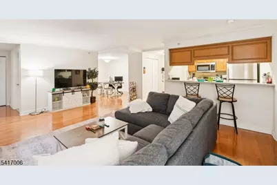 7 Prospect St #307, Morristown, NJ 07960 - Photo 13