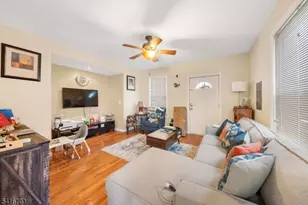 272 W Main St, Bound Brook, NJ 08805 - Photo 5