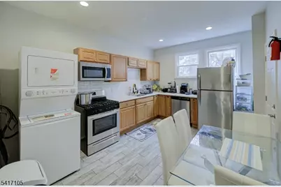 193 Clerk St, Jersey City, NJ 07305 - Photo 7