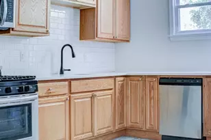 193 Clerk St, Jersey City, NJ 07305 - Photo 31