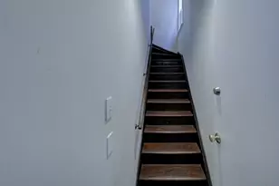 193 Clerk St, Jersey City, NJ 07305 - Photo 9