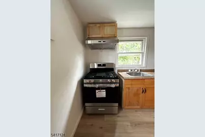 6517 Durham Ave #2, North Bergen, NJ 07047 - Photo 9