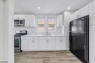 27 Monsignor Owens Pl, Nutley, NJ 07110 - Photo 9