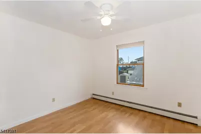 130 N 7th St, Saddle Brook Township, NJ 07663 - Photo 23