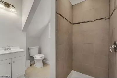 56 Pine Street, Verona, NJ 07044 - Photo 7