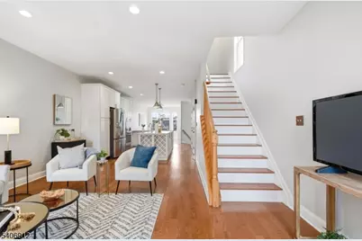 349 Wilshire Dr, Nutley, NJ 07110 - Photo 21