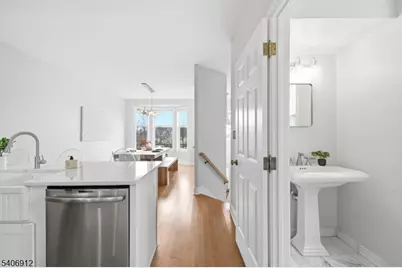 349 Wilshire Dr, Nutley, NJ 07110 - Photo 15