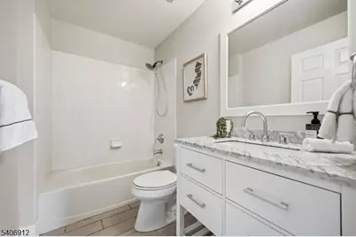 349 Wilshire Dr, Nutley, NJ 07110 - Photo 23