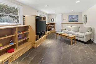 947 Cherry Hill Rd, Montgomery Township, NJ 08540 - Photo 15