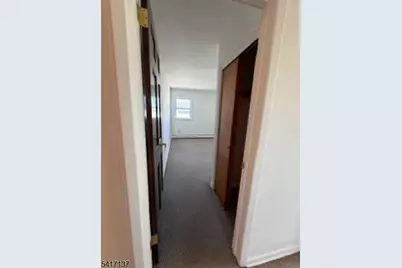 1017 Gifford Ct, Union Township, NJ 07083 - Photo 17