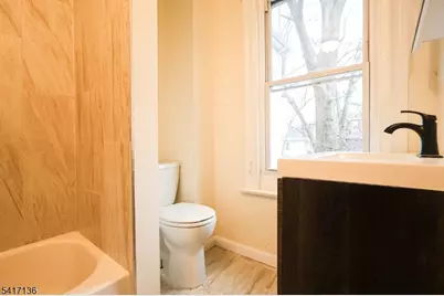 844 S 14th St, Newark, NJ 07108 - Photo 17